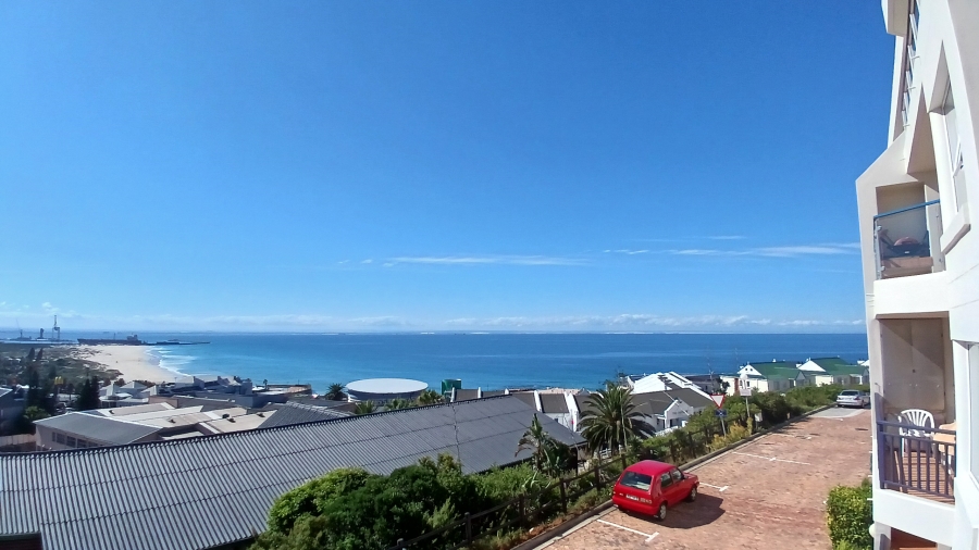 To Let 2 Bedroom Property for Rent in Summerstrand Eastern Cape